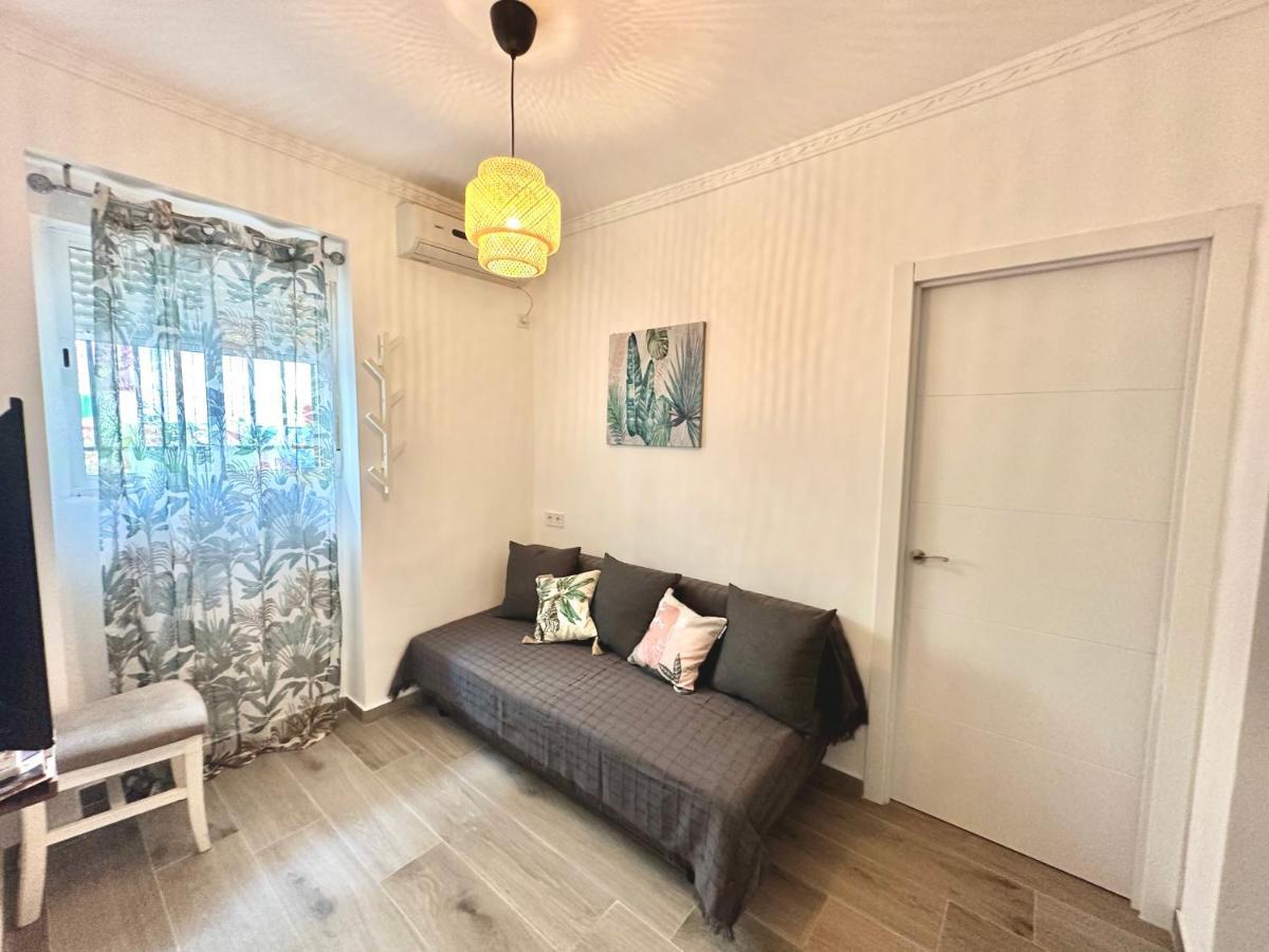 Sol Apartamentos Malaga Centro エクステリア 写真