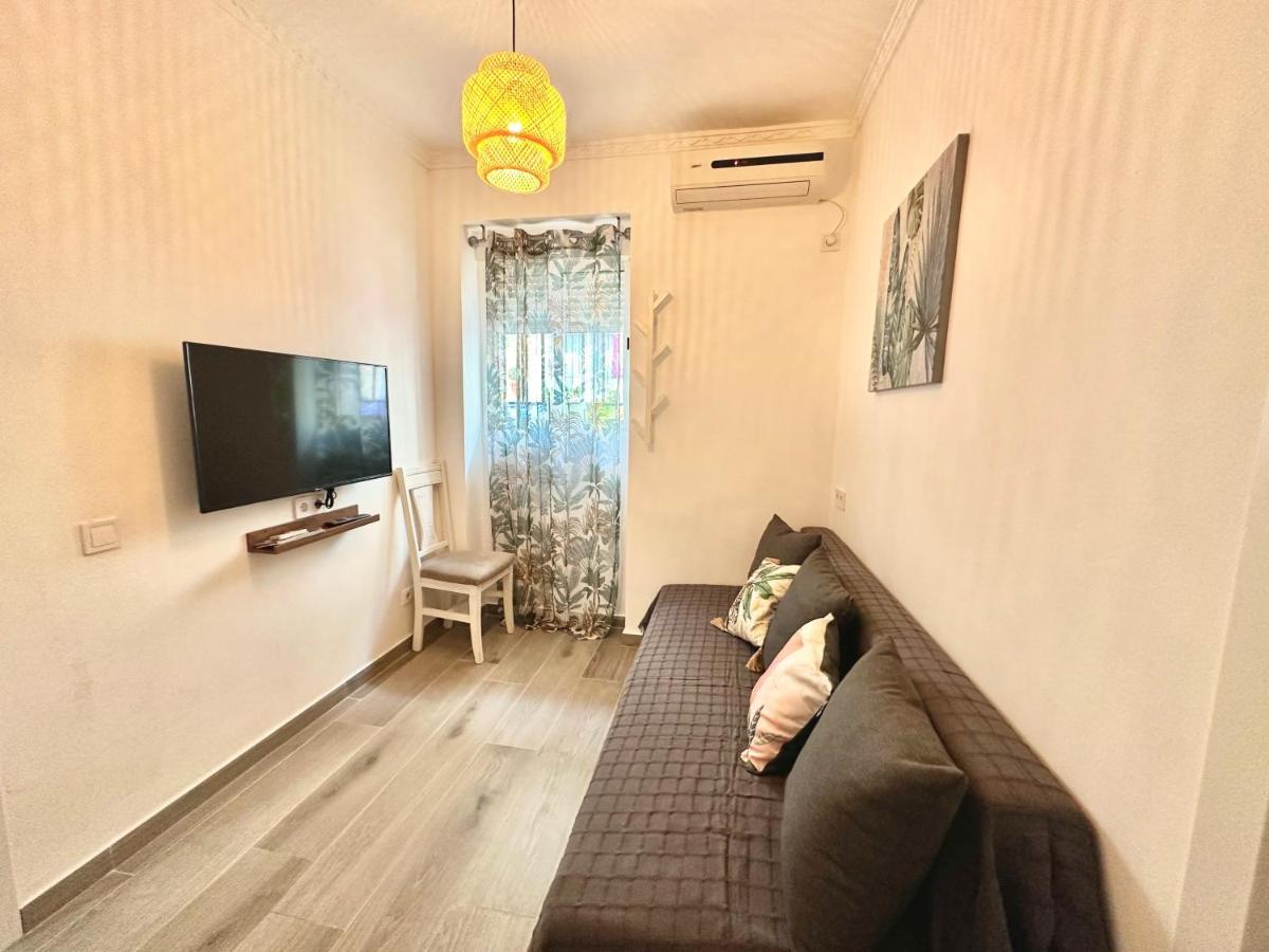 Sol Apartamentos Malaga Centro エクステリア 写真