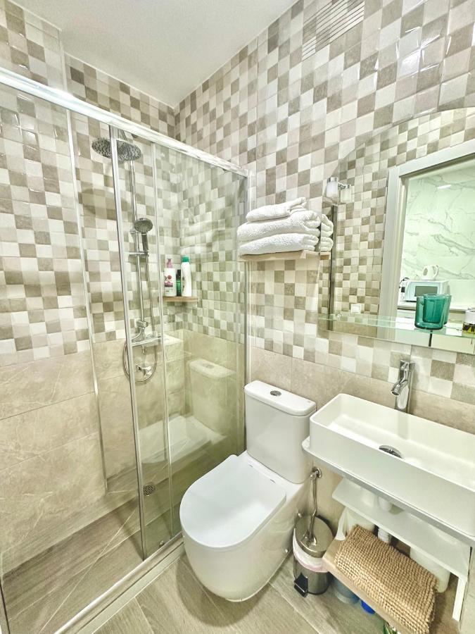 Sol Apartamentos Malaga Centro エクステリア 写真